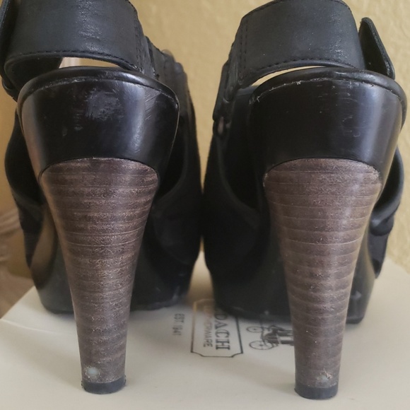 COACH Heels - Picture 4 of 8